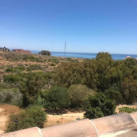 מלון Alboran Hills